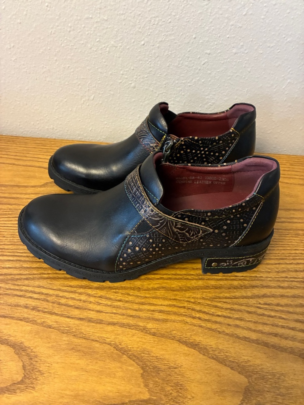 L’Artiste by Spring Step Magda Booties